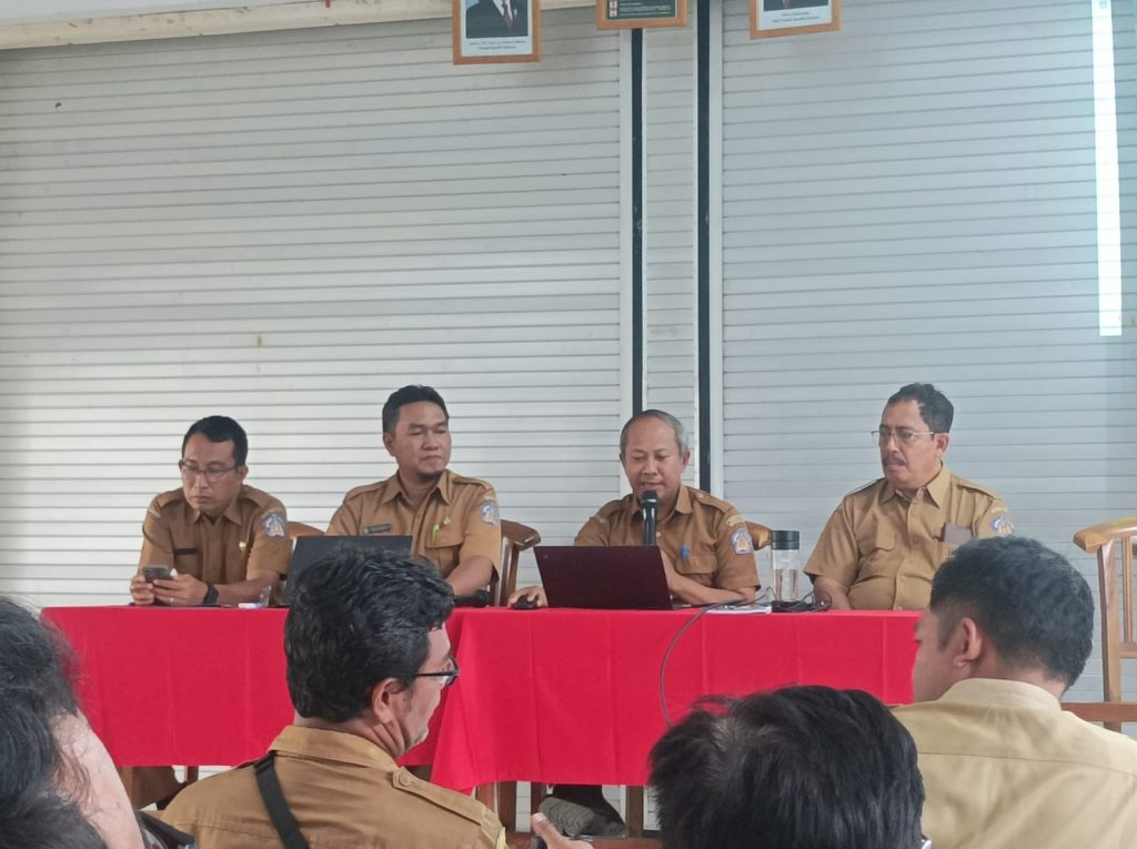 WhatsApp Image 2025-12-15 at 13.04.32